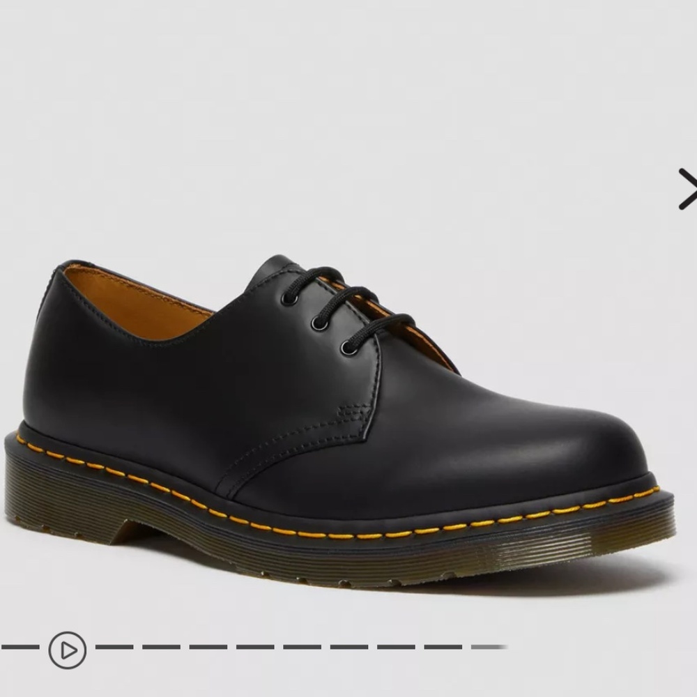 Doc Martens Oxford shoes
